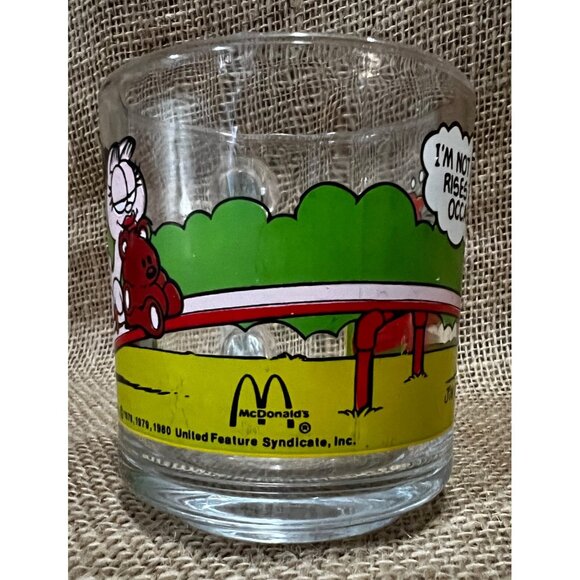 Vintage 1980 McDonald's Garfield Drinking Glass with Handle Milo, Odie - Picture 2 of 5